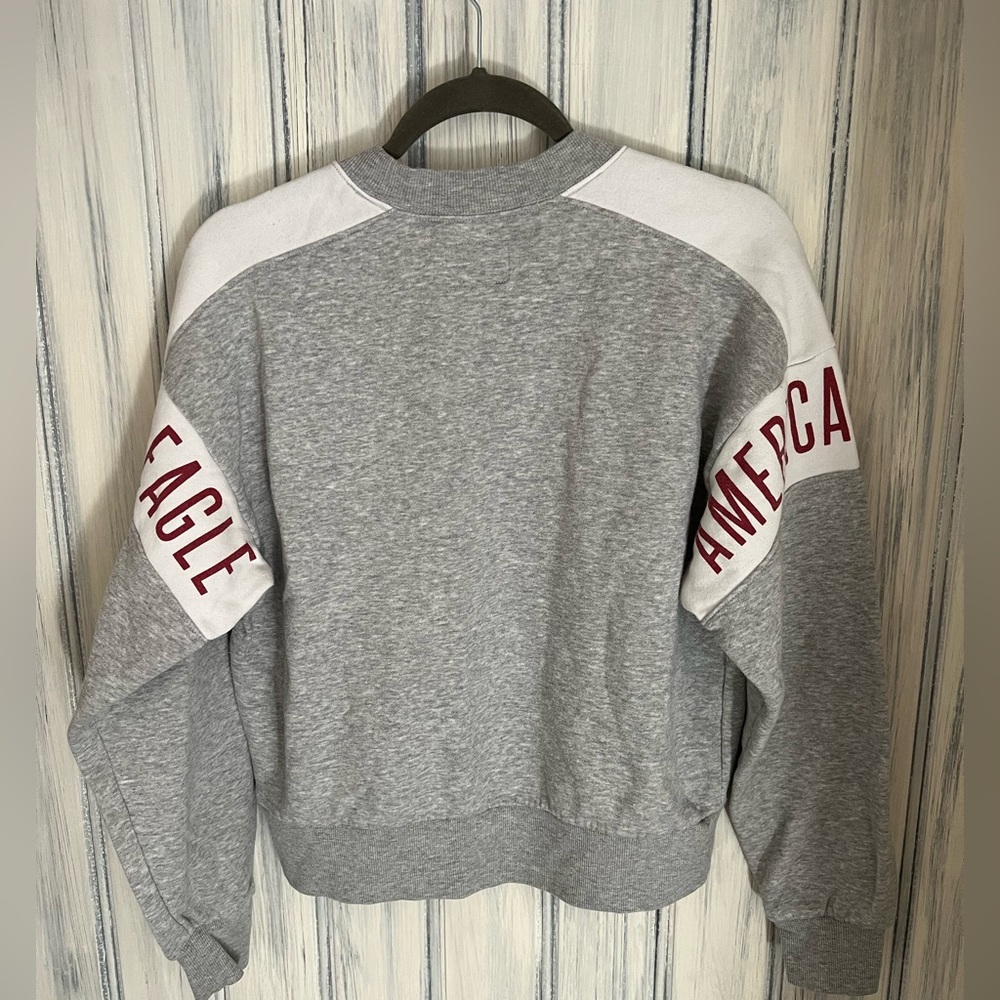 American Eagle Sweatshirt